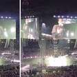 BTS canta 'Bolsonaro é louco, eu sou Lula', durante música em show em São Paulo