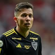 Bernard pede mudança de postura do elenco do Atlético