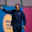 Técnico do Barcelona pede para Raphinha ser poupado na Seleção