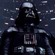 Darth Vader é figura conhecida há um século, mas uma dúvida permanece: o que significa realmente "Darth Vader"?