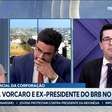 Jornalista do SBT causa crise de riso nos colegas ao quase cair ao vivo; assista