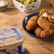 Receita de croquete de carne com queijo e belos molhos para acompanhar