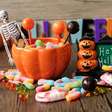 Halloween: excesso de doces pode prejudicar saúde digestiva