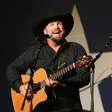 Garth Brooks não deixa Oklahoma esquecer de suas origens em retorno animado para casa