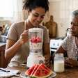 Uma crença antiga sobre melancia com leite ainda deixa muita gente com o pé atrás