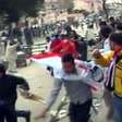 Polícia usa bombas para conter multidão em protesto no Egito