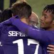 Fiorentina se classifica com vitória fora de casa