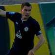 Metalurg Donetsk abre o placar com gol de zagueiro