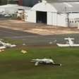 Tempestade de granizo vira aviões e gera caos na Austrália
