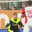Veja lances de Augsburg 0 x 0 Colônia pelo Campeonato Alemão