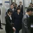 Ex-presidente sul-coreana comparece a início de julgamento