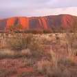 Famoso monólito australiano, Uluru será fechado para escalas