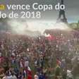 Torcedores franceses comemoram vitória na Copa do Mundo