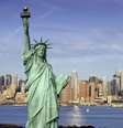 <p>Do início da campanha eleitoral até quinta-feira, o dólar turismo encareceu R$ 0,33. Com isso, o brasileiro que quer visitar a Estátua da Liberdade precisa gastar R$ 7 a mais.</p>  Foto: Getty Images 