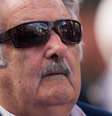 <p>Mujica alega que a maconha é 'uma praga', mas o narcotráfico é 'muito pior'</p>  Foto: EFE