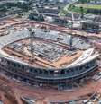 <p>Operário teria se desequilibrado ao subir em andaime</p>  Foto: Gideão Soares/Portal da Copa/ME / Divulgação