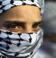 Na Faixa de Gaza, as mulheres enfrentam normas rígidas que limitam sua liberdade  Foto: AFP