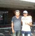 <p>Rodrigo Souza com o suposto agente que teria comprado seus direitos por R$ 2 milhões</p>  Foto: Reprodução