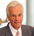 <p>Jorge Paulo Lemann é o brasileiro mais rico. Ele aparece na 34 posição em geral, com US$ 19,7 bilhões</p>  Foto: André Dusek / Agência Estado