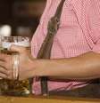 <p>O estudo teria sido encomendado pela indústria de bebidas e afirma que beber cerveja pode fazer bem à saúde</p>  Foto: Getty Images 