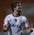 Alexandre Pato comemora depois de ampliar para o Corinthians no Pacaembu  Foto: Ricardo Matsukawa / Terra