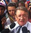 <p>O advogado Jos&eacute; Arteiro, assistente da acusa&ccedil;&atilde;o, chega ao F&oacute;rum de Contagem para o 3&ordm; dia do julgamento</p>  Foto: Ney Rubens / Especial para Terra