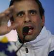 <p>Candidato à presidência da Venezuela, Henrique Capriles, fala durante uma coletiva de imprensa em Caracas</p>  Foto: Tomas Bravo / Reuters
