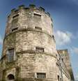 <p>O castelo que abrigou uma prisão por séculos agora é atração turística</p>  Foto: Divulgação