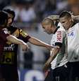 <p>Emerson teve boa atuação com duas assistências</p>  Foto: Ricardo Matsukawa / Terra