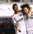 <p>Atacante Neymar, 21 anos, tem contrato com o Santos at&eacute; 2014</p>  Foto: Ricardo Saibun / Gazeta Press