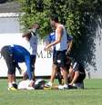 <p>Neymar deu um susto em treinamento nesta quarta-feira</p>  Foto: Klaus Richmond / K.R.C.DE MELO & CIA. LTDA – ME