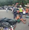 Homem é detido após confusão nas imediações da Vila Belmiro  Foto: Diego Garcia / Terra