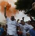 <p>Torcida santista faz festa acreditando em quarto título paulista consecutivo</p>  Foto: Ricardo Matsukawa / Terra