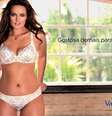 <p>Top foi clicada com sutiã com bojo e peças em estampa floral</p>  Foto: Divulgação