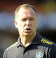 <p>Mano Menezes quer indicar sua comissão técnica para o Flamengo</p>  Foto: Getty Images 
