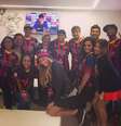 Rafaella, irmã de Neymar, divulgou foto com toda a "comitiva" que acompanhou o jogador na viagem a Barcelona  Foto: Twitter