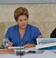 Dilma participou de cerimônia para anunciar as taxas de desmatamento ao lado da ministra do Meio Ambiente, Izabella Teixeira  Foto: Wilson Dias / Agência Brasil