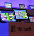 <p>Segundo a Intel, consumidores podem encontrar no mercado computadores com tela de toque rodando Windows 8 a partir de&nbsp;R$ 1,3 mil</p>  Foto: AP