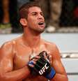 Léo Santos se emociona com a vitória na final do TUF Brasil 2  Foto: Getty Images 