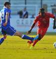 <p>P&uacute;blico n&atilde;o compareceu em peso para ver It&aacute;lia x Haiti</p>  Foto: Daniel Ramalho / Terra
