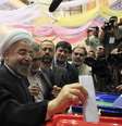 <p>O candidato presidencial Hassan Rohani deposita seu voto em seção eleitoral de Teerã</p>  Foto: Reuters