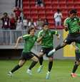 <p>Paulinho treinou normalmente nesta sexta-feira</p>  Foto: Ricardo Matsukawa / Terra