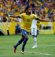 <p>Neymar vivia jejum e por isso foi "mordido" para o jogo contra o Japão, de acordo com Galvão Bueno</p>  Foto: Getty Images 