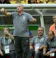 <p>Scolari evitou falar sobre temas políticos após a vitória da Seleção Brasileira</p>  Foto: Ricardo Matsukawa / Terra