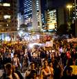 <p>Manifestantes saem da praça da Sé e marcharam até a prefeitura de São Paulo</p>  Foto: Fernando Borges / Terra