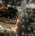 <p>Multidão cercou a prefeitura de São Paulo na noite de terça-feira</p>  Foto: AFP