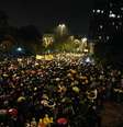 <p>Manifestantes marcham pela avenida João Pessoa, em Porto Alegre</p>  Foto: Facebook / Reprodução