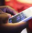 Mais de 80% dos estudantes sul-coreanos com idades entre 12 e 19 anos tinham um smartphone em 2012  Foto: Getty Images 