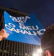 <p>Cerca de 300 pessoas participaram de mais um protesto, na noite desta quarta-feira, em São Paulo, para pedir a saída do deputado Marco Feliciano (PSC-SP) da presidência da Comissão de Direitos Humanos da Câmara</p>  Foto: Alice Vergueiro / Futura Press
