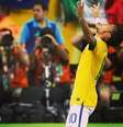 <p>Marquezine comemorou vitória brasileira e postou uma foto do namorado, o jogador Neymar, em seu perfil no Instagram</p>  Foto: Instagram / Reprodução